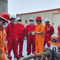 Petropars Group CEO’s Visit To Forouzan Oil Field Development Project