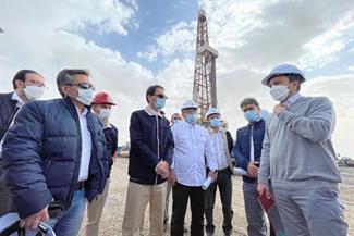  بازدید دکتر موسوی، مدیرعامل گروه پتروپارس، از طرح توسعه میدان نفتی مشترک آزادگان جنوبی / ۳۰ دی ۱۴۰۰